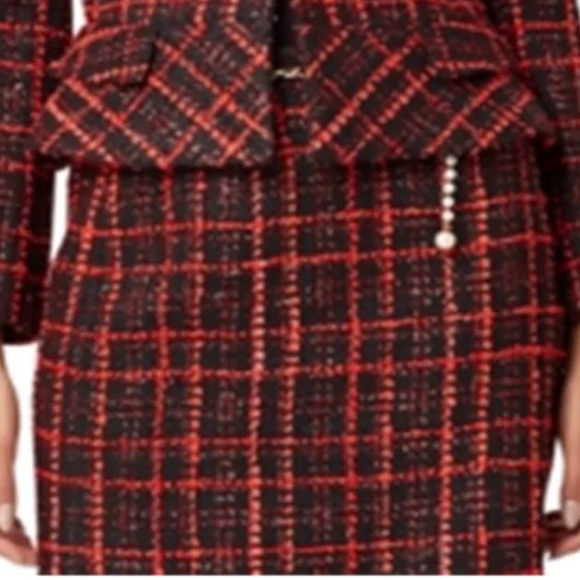 Tahari  Red Plaid Suit Peplum Suit with Gold Buttons and Chain-link  Belt. NWT. - Picture 4 of 7